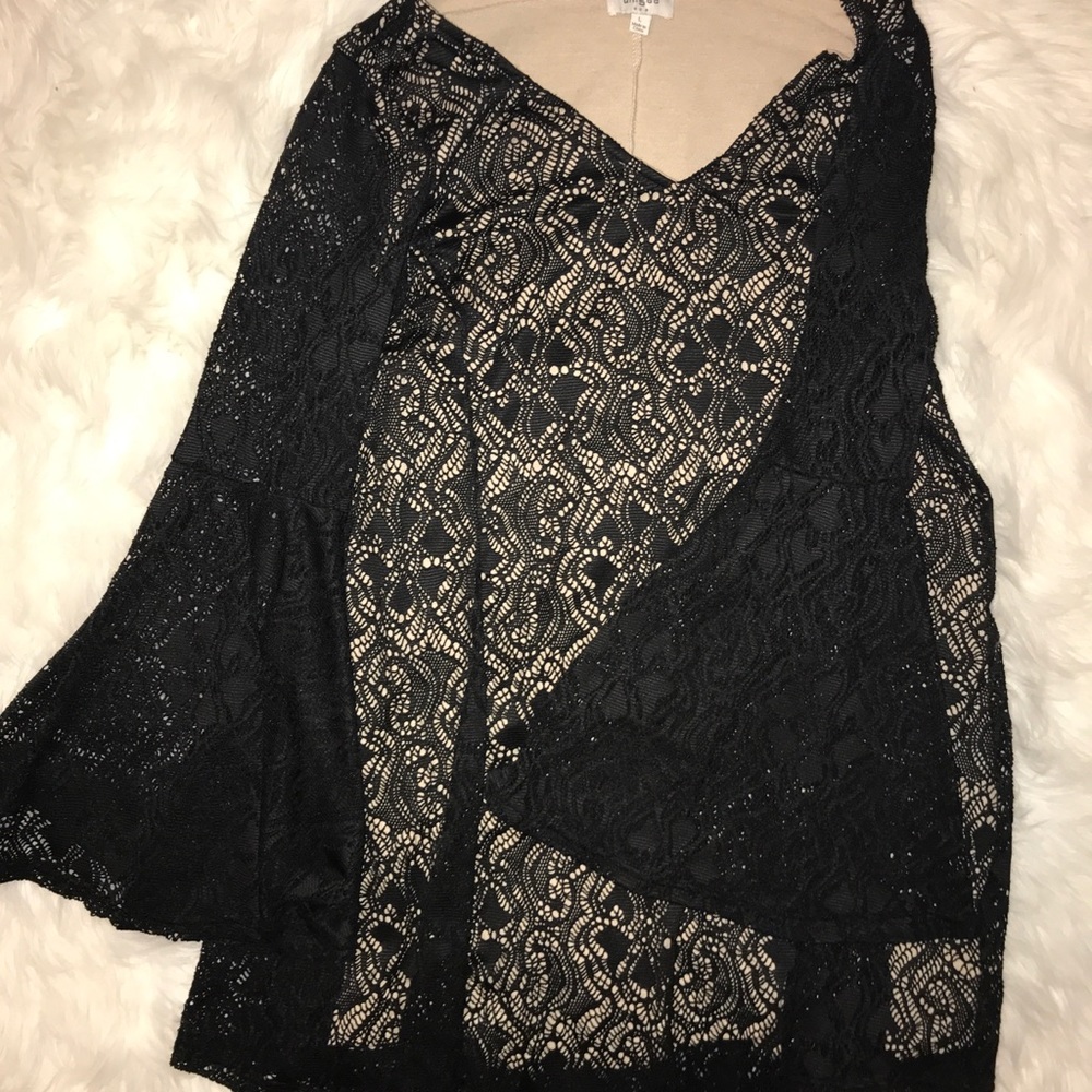 UMGEE bell sleeved dress!